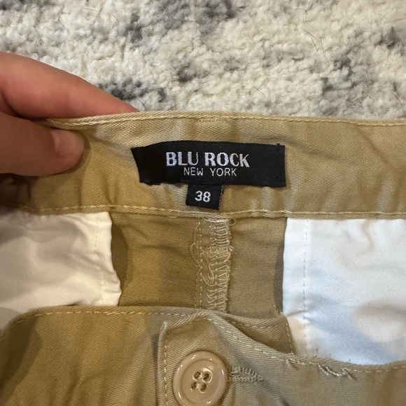 Bundle! 3 Men's Tan Cargo Shorts - Picture 3 of 4